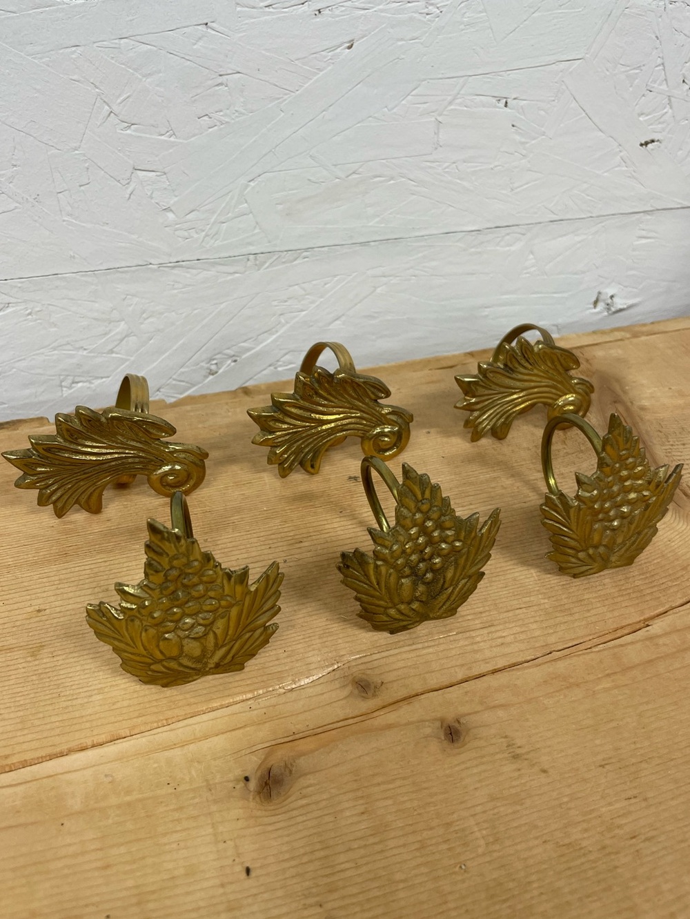 Vintage MCM Brass Tableware Set of 6 Leaf Napkin Rings, 2.5”,  Merz + Benzing